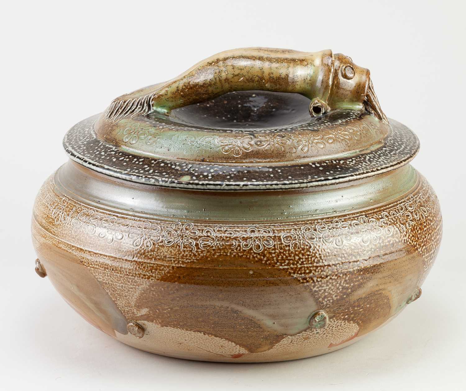 Lot 685 - ROWENA KINSMAN; a large salt glazed tureen...