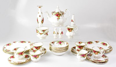 Lot 312 - ROYAL ALBERT; a quantity of 'Old Country Roses'...