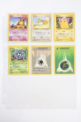 Lot 120 - POKEMON; Base Set, full collection of 102...