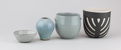 Lot 634 - A group of stoneware ceramics by Claudia Lis,...