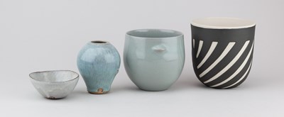 Lot 634 - A group of stoneware ceramics by Claudia Lis,...