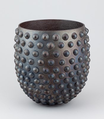 Lot 578 - SUE HANNA (born 1963); a deep burnished raku...