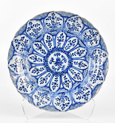 Lot 1180 - An 18th century Chinese blue and white Kraak...