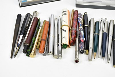 Lot 1326 - A collection of Parker pens and boxes,...