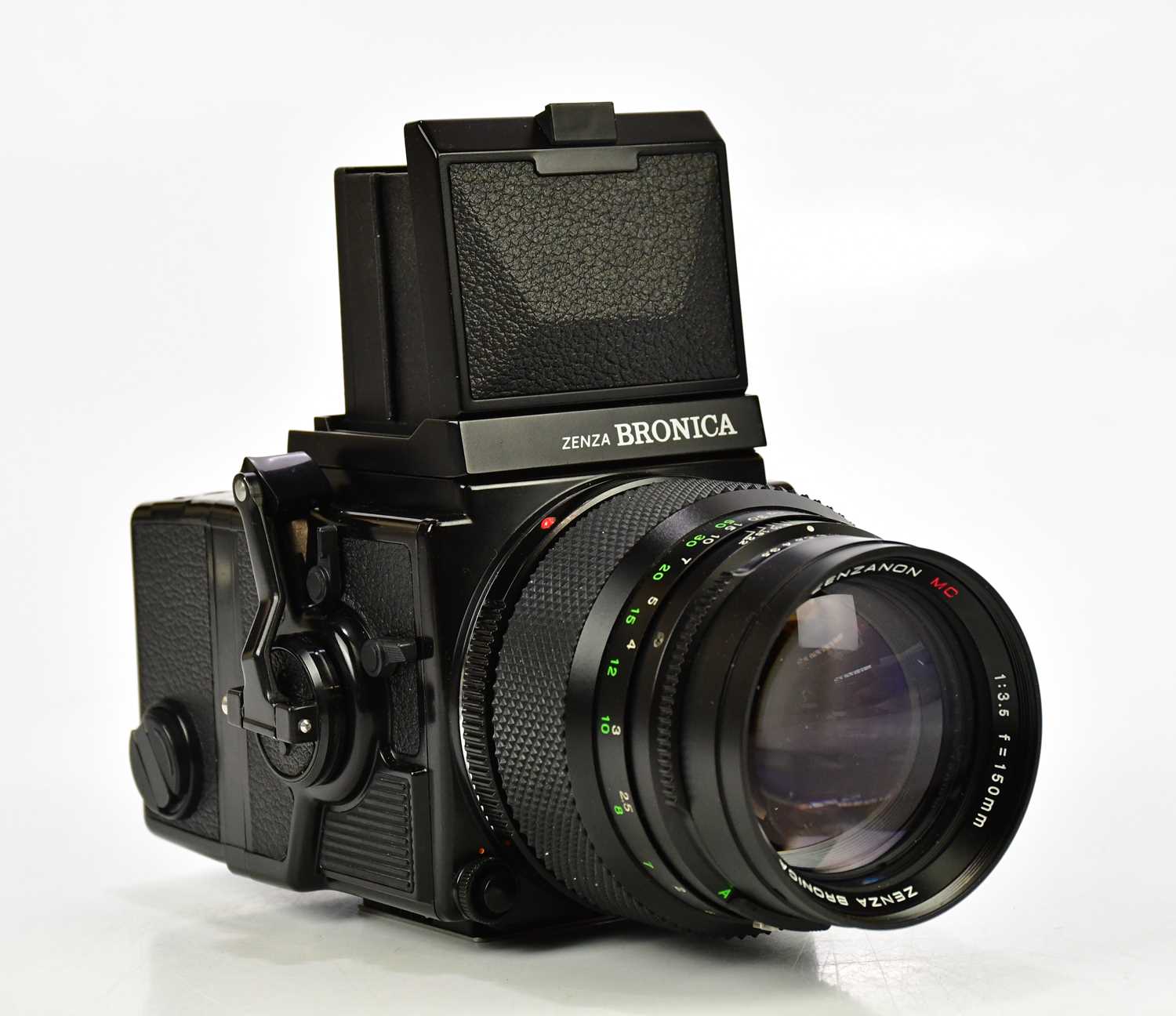 Lot 381 - BRONICA; a Bronica ETRsi medium format