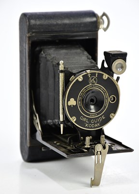 Lot 471 - KODAK; a Kodak Vest Pocket Model B folding...