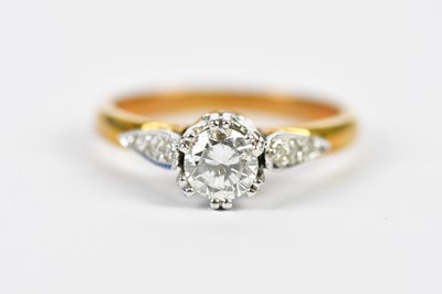 Lot 114 - An 18ct yellow gold diamond solitaire ring,...