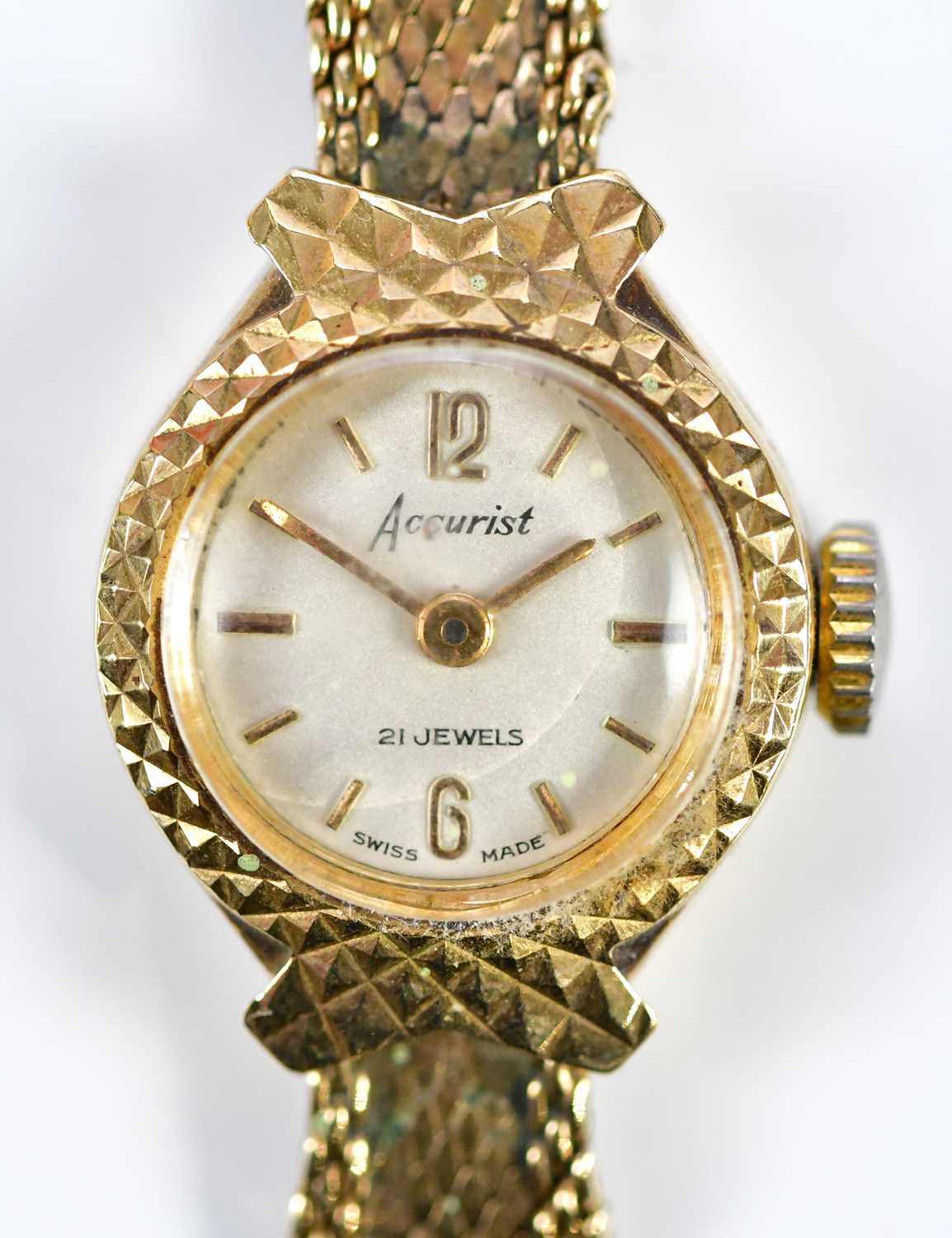 Lot 616 - ACCURIST; a lady's vintage 9ct yellow gold...