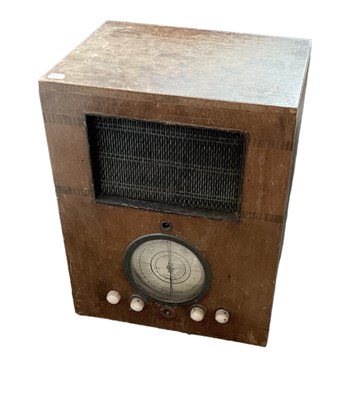 Lot 428 - A large vintage walnut veneered radio, width...