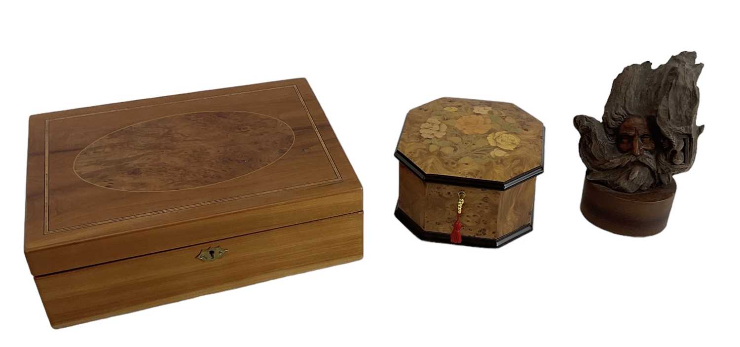 Lot 332 - A modern marquetry inlaid musical box and a