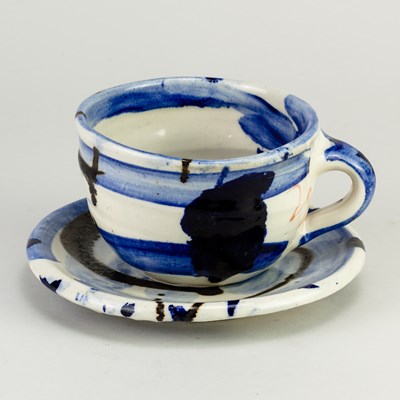 Lot 692 - SANDY BROWN (born 1946); a large stoneware cup...