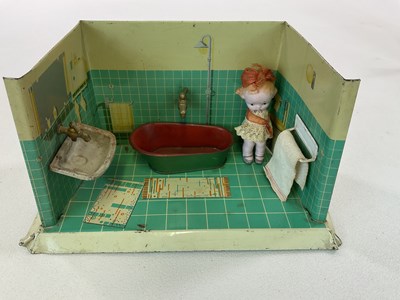 Lot 267 - Tin bathroom with water tank, removable tin...