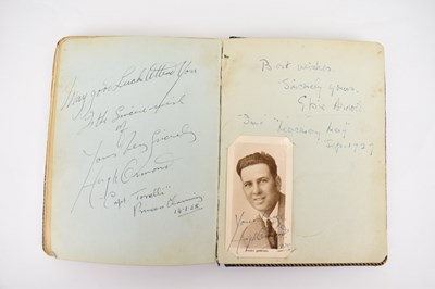 Lot 571 - A pocket autograph album of actresses and...