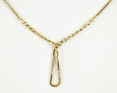 Lot 774 - A 9ct gold box and chain link necklace with a...