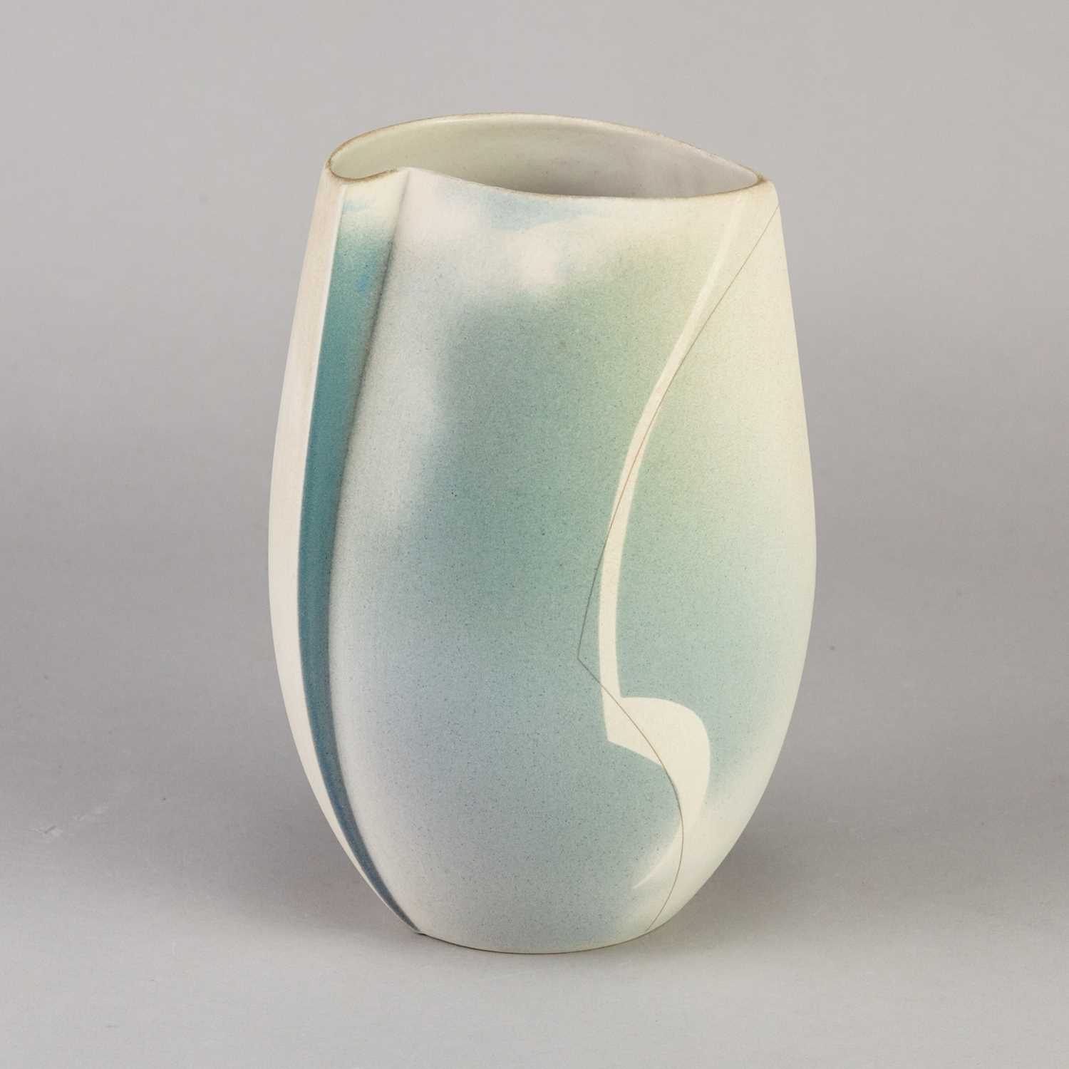 Lot 211 - ELAINE FLEMING DICK (born 1958); a porcelain