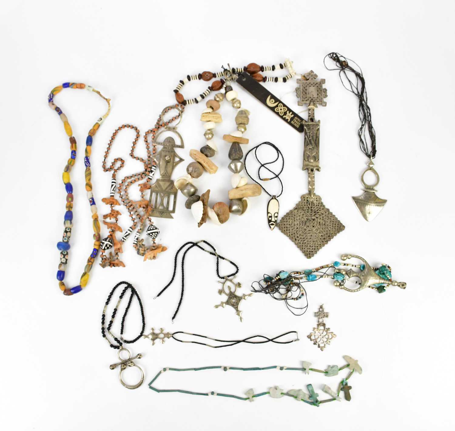 Lot 519 - A quantity of Eastern costume jewellery,