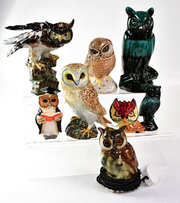 Lot 371 - A quantity of ceramic owls, to include two...