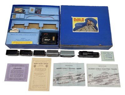 Lot 491 - A Hornby Dublo boxed locomotive set containing...