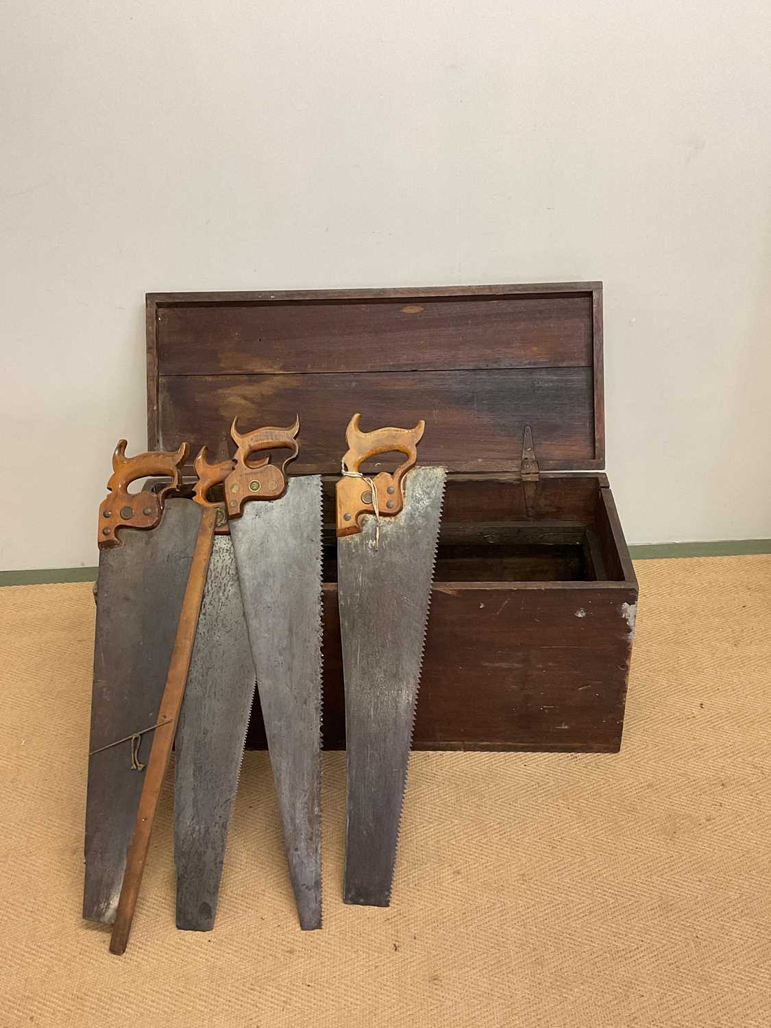 Lot 96 - A late 19th/early 20th century tool chest...