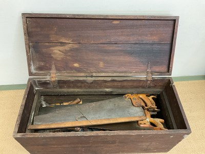 Lot 96 - A late 19th/early 20th century tool chest...