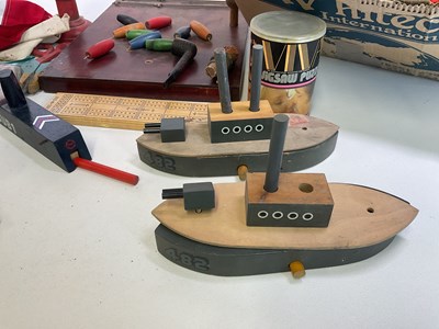 Lot 72 - A quantity of mixed collectors' items,...