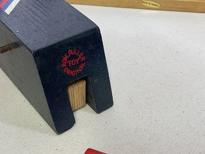 Lot 72 - A quantity of mixed collectors' items,...