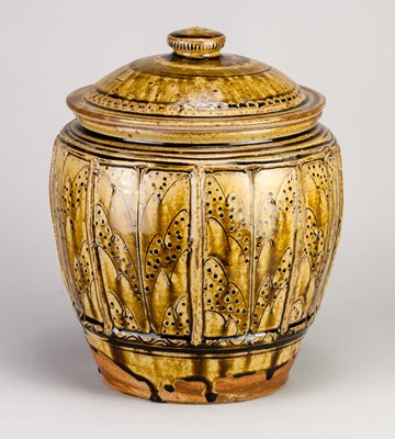 Lot 517 - MIKE DODD (born 1943); a stoneware jar and...