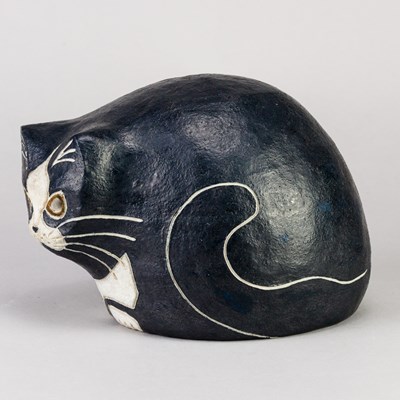 Lot 672 - ROSEMARY WREN (1922-2013) for Oxshott Pottery;...