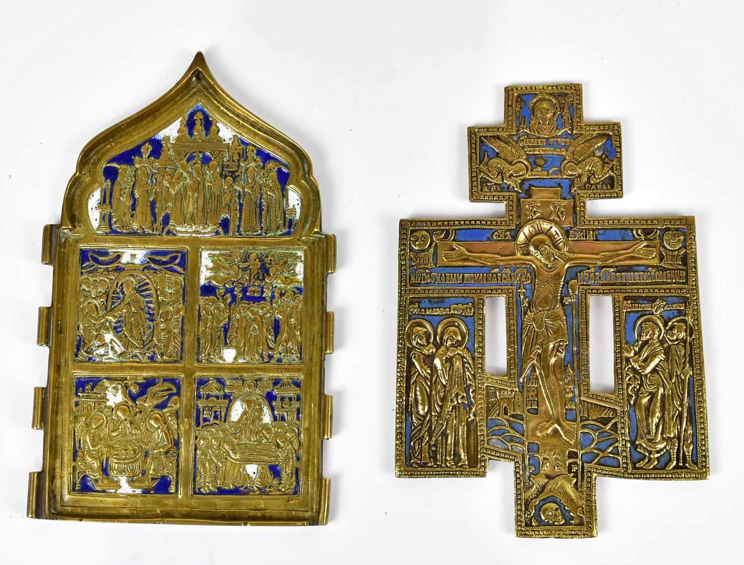 Lot 1370 - A decorative cast brass central panel from a...