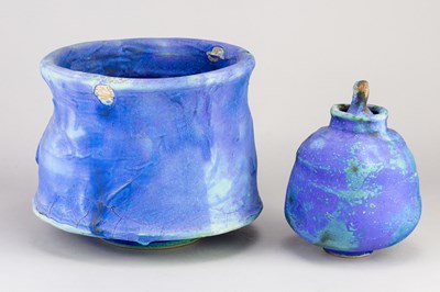 Lot 76 - ASHLEY HOWARD (born 1963); a stoneware vessel...