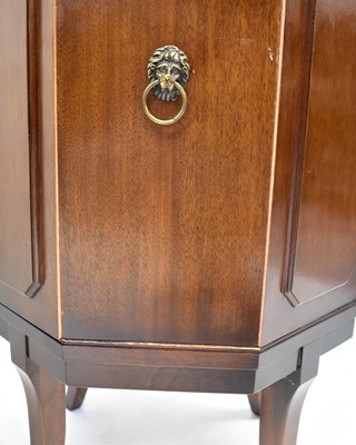 Lot 20 - A reproduction mahogany drinks cabinet in the...