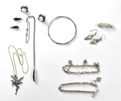 Lot 822 - A group of 925 silver jewellery, to include a...