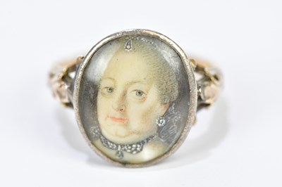 Lot 104 - An 18th century yellow metal mourning ring...