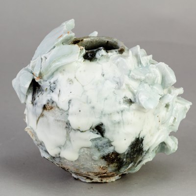 Lot 20 - AKIKO HIRAI (born 1970); a small stoneware...