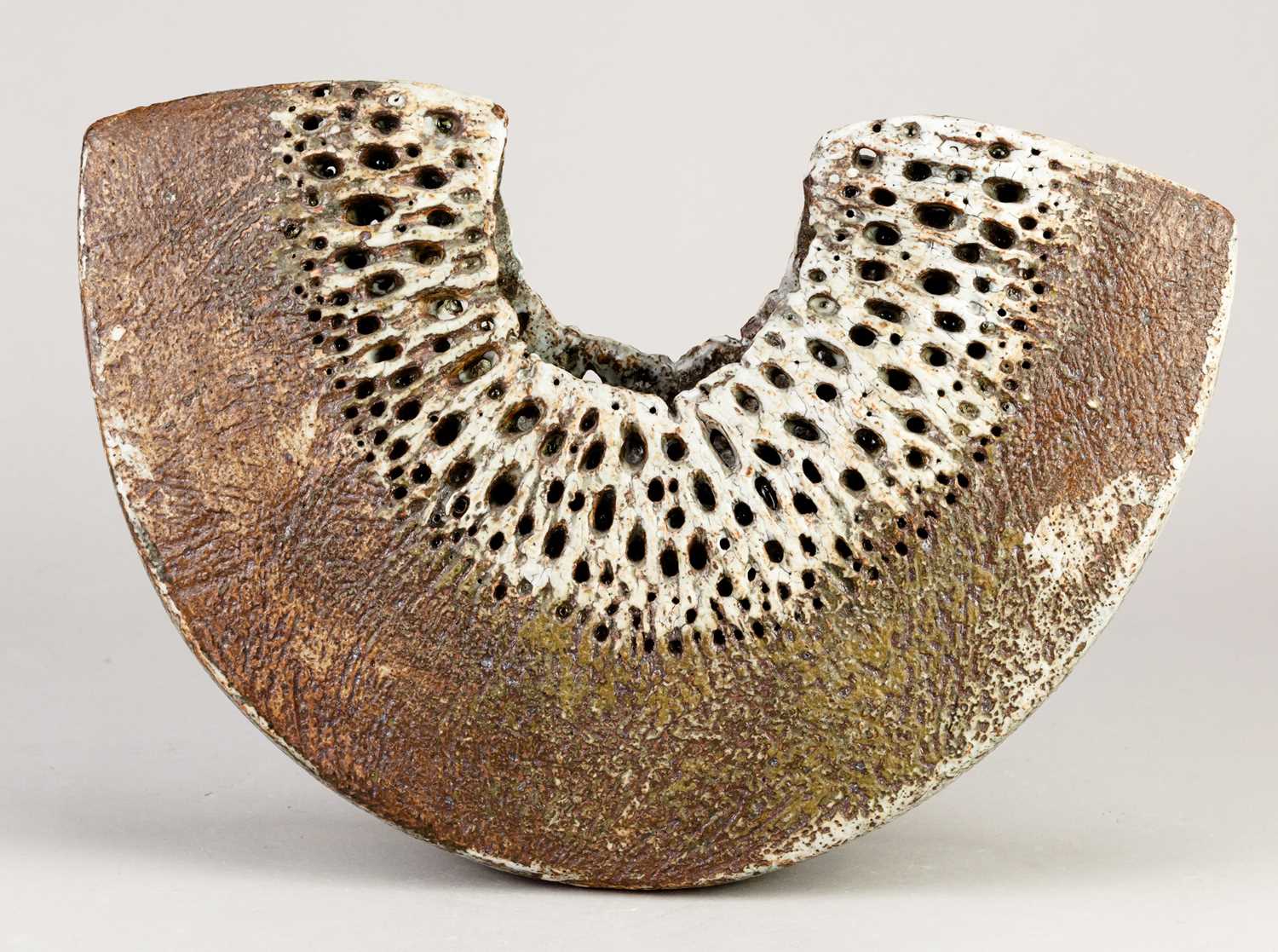 Lot 31 - ALAN WALLWORK (1931-2019); a large stoneware...
