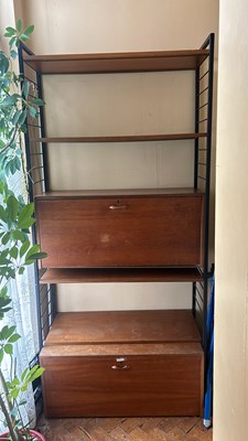 Lot 213 - STAPLES; a mid century Ladderax system...