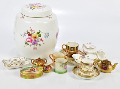 Lot 1369 - ROYAL CROWN DERBY; a large ginger jar and...