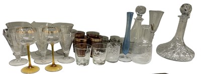 Lot 607 - A quantity of cut and crystal glass including...