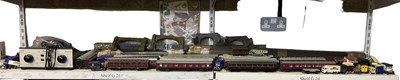 Lot 478 - A large quantity of assorted model railway...