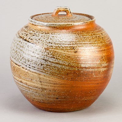 Lot 424 - LISA HAMMOND (born 1956) for Maze Hill Pottery;...