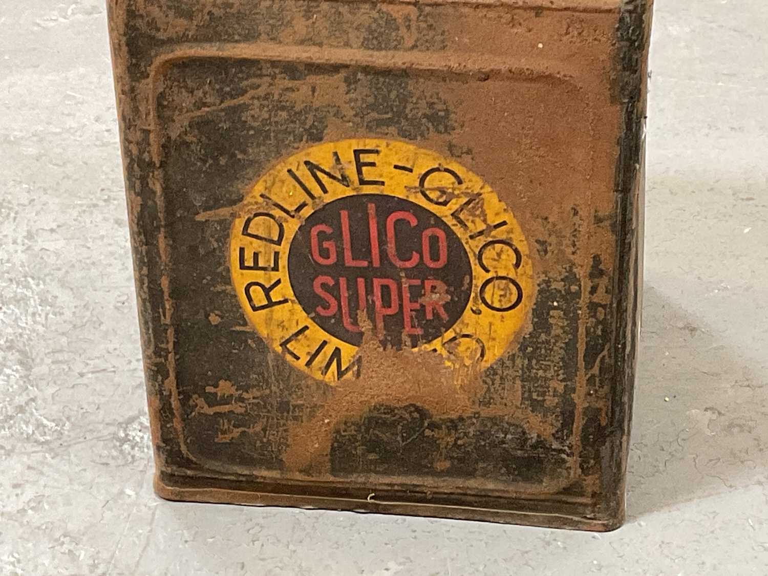 Lot 351 - A vintage tin Redline-Glico container,