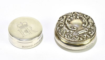 Lot 2529 - An Elizabeth II 2012 Diamond Jubilee pill box,...