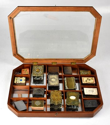 Lot 390 - A collection of sixteen various matchbox...