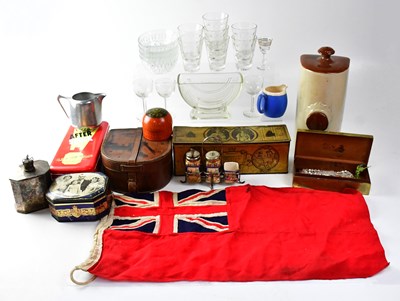 Lot 313 - A collectors' lot to include BOAC memorabilia,...