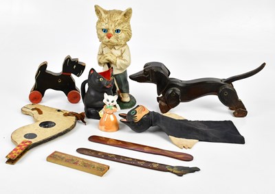 Lot 663 - A collection of treen and animal related items,...