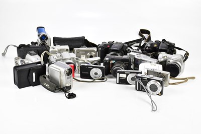 Lot 748 - A collection of digital bridge cameras, to...