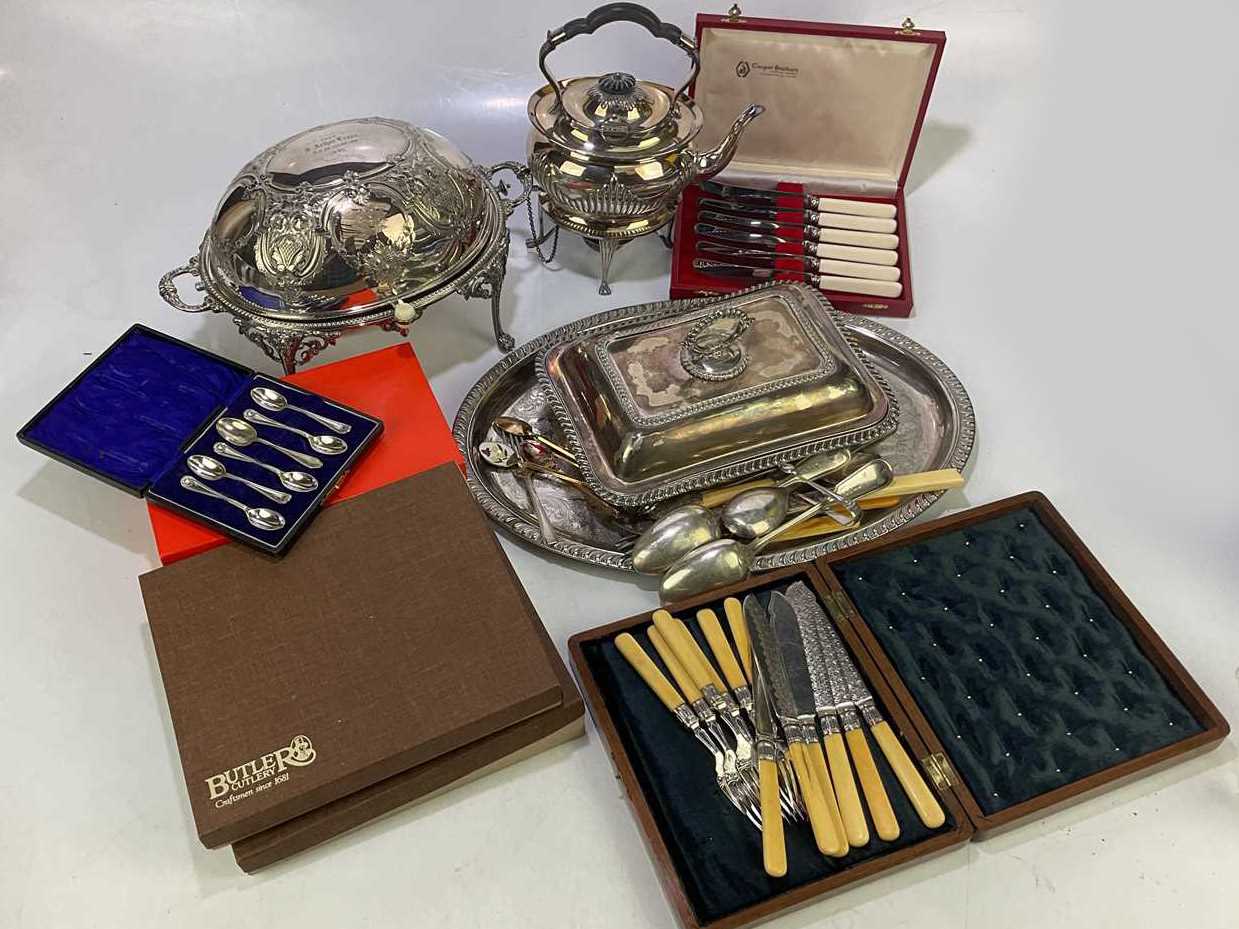 Lot 2268 - A collection of electroplated items to include...