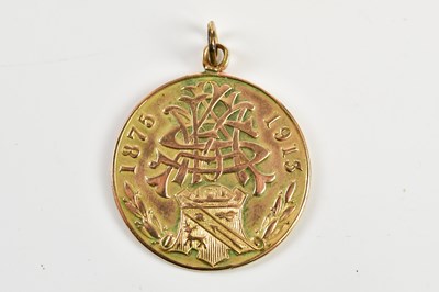 Lot 2517 - A 9ct yellow gold medallion dated 1875-1913,...