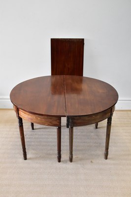 Lot 64 - An early 19th century mahogany D-end dining...