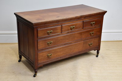 Lot 95 - An early 20th century chest of three short...